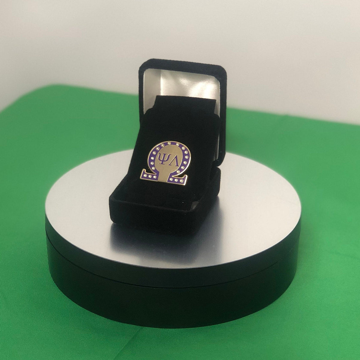 Omega Chapter Pin - Psi Lambda